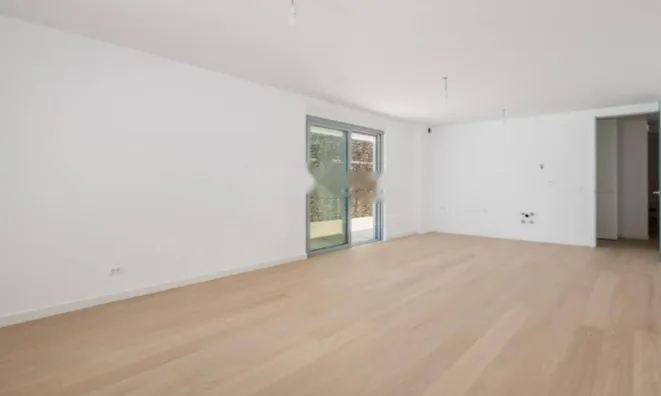 Недвижимость Трёхкомнатная квартира в центре: 21