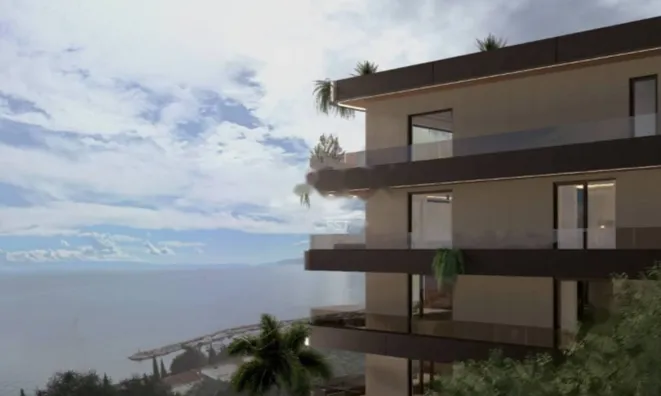 Недвижимость Трехкомнатная квартира в центре: 5