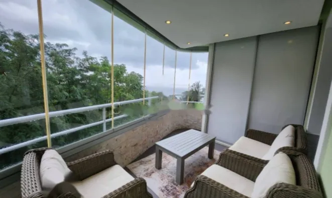 Недвижимость Трёхкомнатная квартира Центр: 2