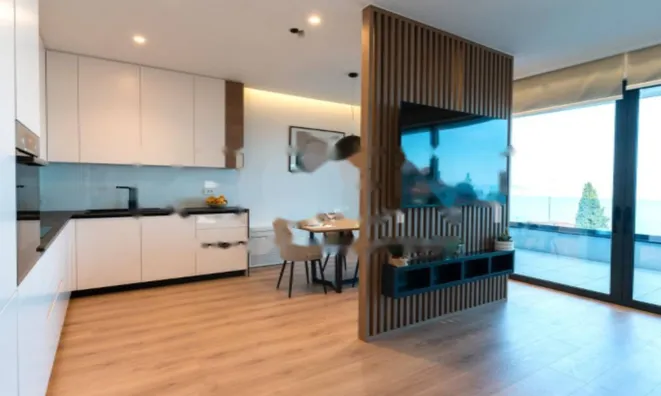 Недвижимость Двухкомнатная квартира, центр: 3