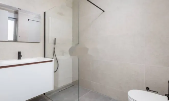 Недвижимость Двухкомнатная Квартира Центр: 11