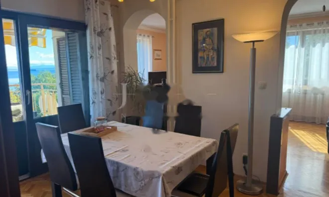 Недвижимость Четырехкомнатная квартира, центр: 7