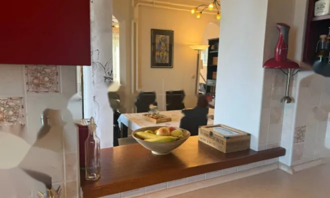 Недвижимость Четырехкомнатная квартира, центр: 9