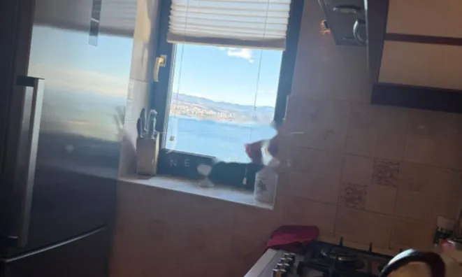 Недвижимость Четырехкомнатная квартира, центр: 23