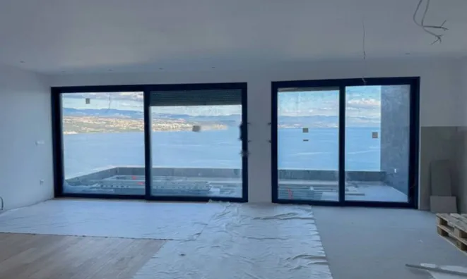 Недвижимость Четырехкомнатная квартира в центре Опатии: 11