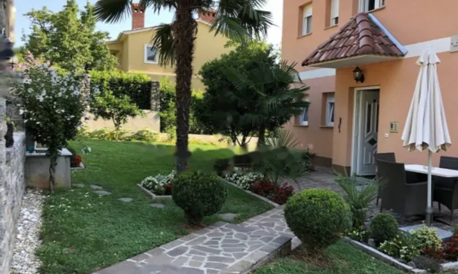 Недвижимость Семейный дом 450 м², Центр, Опатия: 4