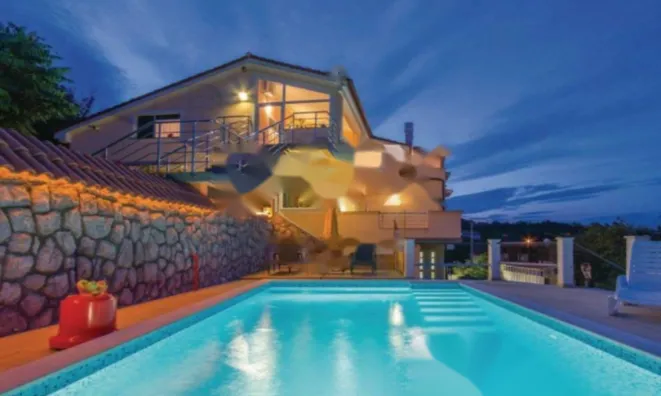 Недвижимость Семейный дом в Центре Опатии: 4