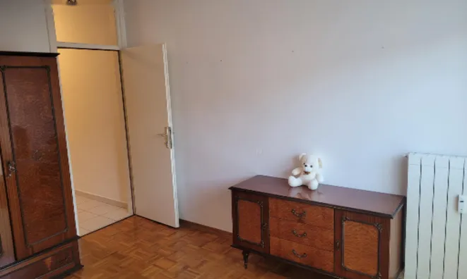 Недвижимость Двухкомнатная квартира : 7