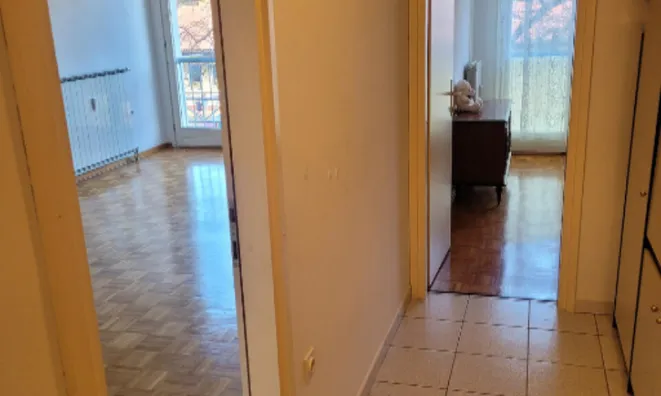 Недвижимость Двухкомнатная квартира : 11