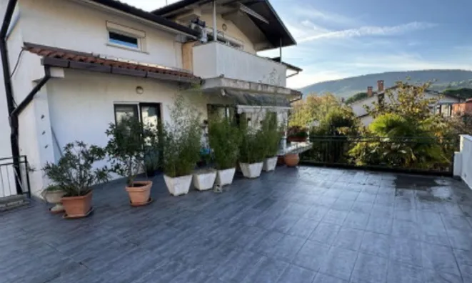 Недвижимость Трёхкомнатная квартира Шалара: 1