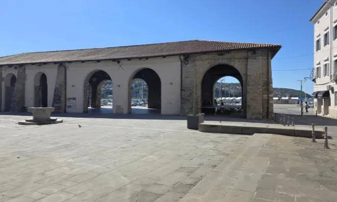 Недвижимость Квартира-студия в центре Копера: 2