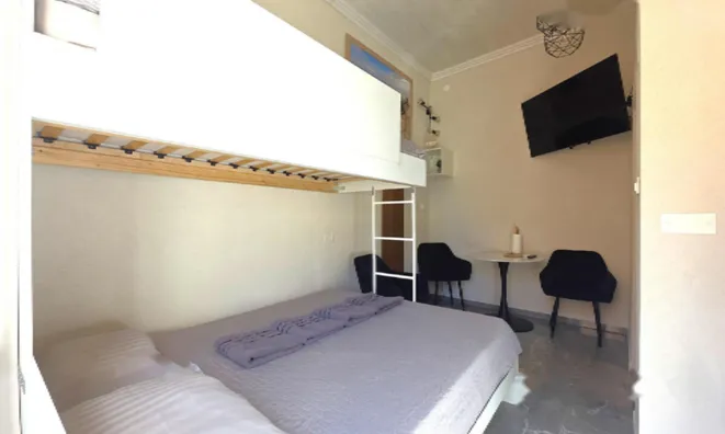 Недвижимость Квартира-студия в центре Копера: 10