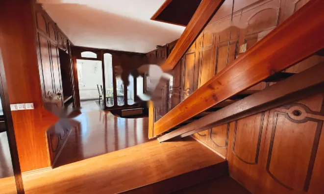 Недвижимость Квартира, 5 и более комнат, Копер, Гортанов трг: 8