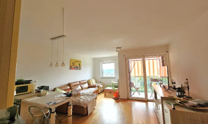 Недвижимость Трёхкомнатная квартира Плавье: 1