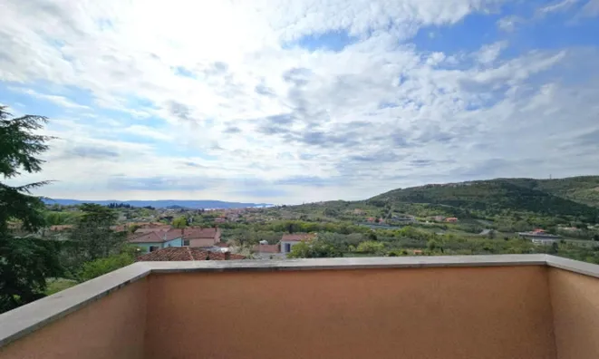 Недвижимость Трёхкомнатная квартира Плавье: 5