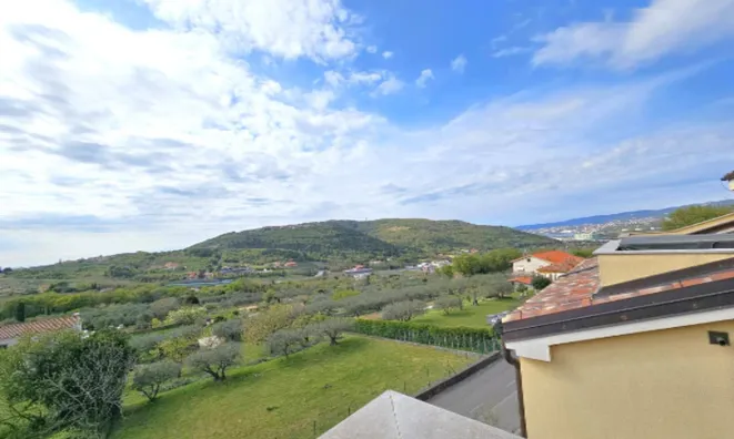 Недвижимость Трёхкомнатная квартира Плавье: 6