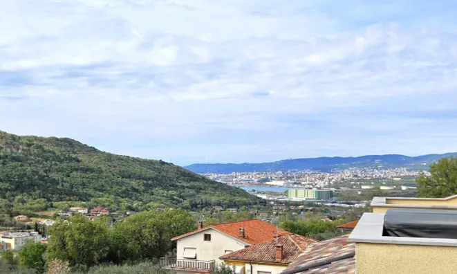 Недвижимость Трёхкомнатная квартира Плавье: 7