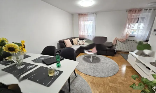 Недвижимость Трёхкомнатная квартира в Центре: 1