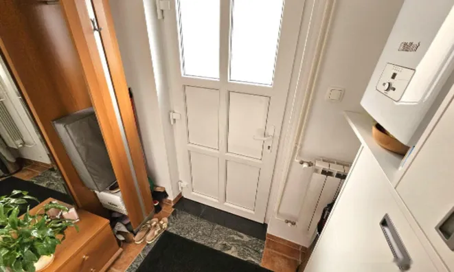 Недвижимость Трёхкомнатная квартира в Центре: 3