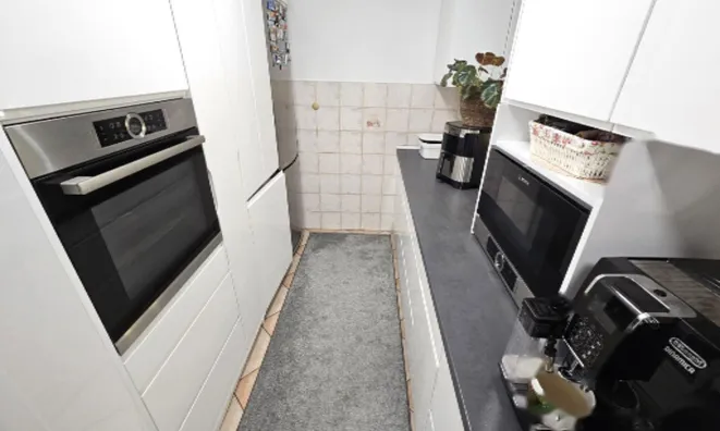 Недвижимость Трёхкомнатная квартира в Центре: 11