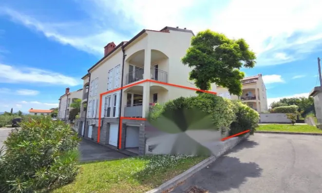 Недвижимость Трёхкомнатная квартира Коломбан: 10