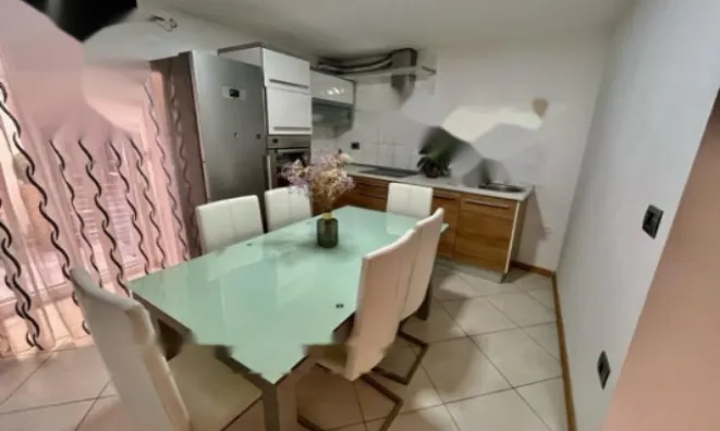 Недвижимость Двухкомнатная квартира в Копере: 3