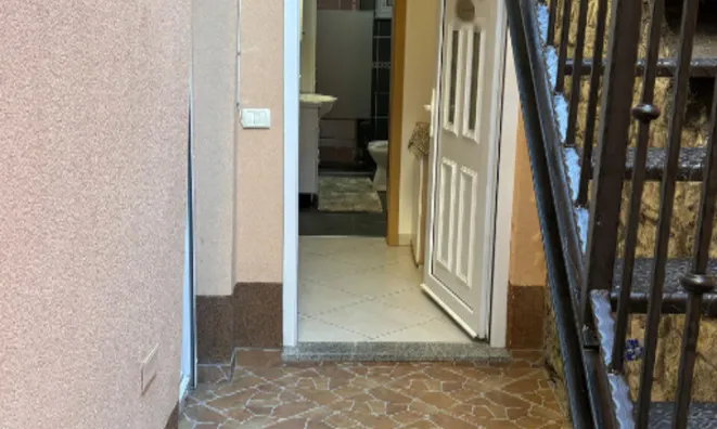 Недвижимость Двухкомнатная квартира в Копере: 9