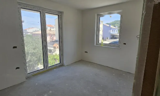 Недвижимость Квартира пятикомнатная Изола: 14