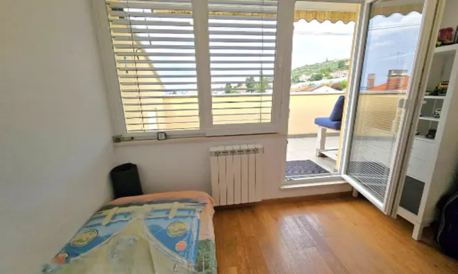 Недвижимость Квартира 5+ комнат в Лучии: 11