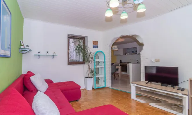 Недвижимость Трёхкомнатная квартира в Пиране: 1