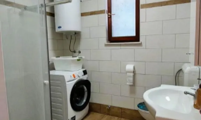 Недвижимость Двухкомнатная квартира Шкофие: 11