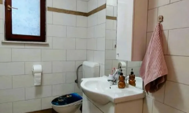 Недвижимость Двухкомнатная квартира Шкофие: 12