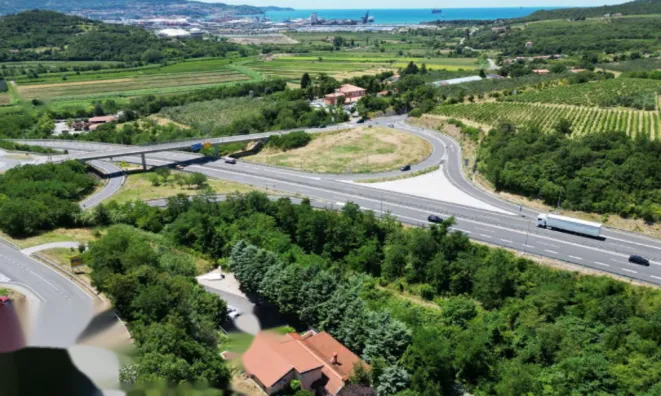 Недвижимость Двухкомнатная квартира Шкофие: 15