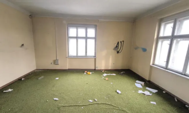 Недвижимость Дом, Поле, Слапе: 6