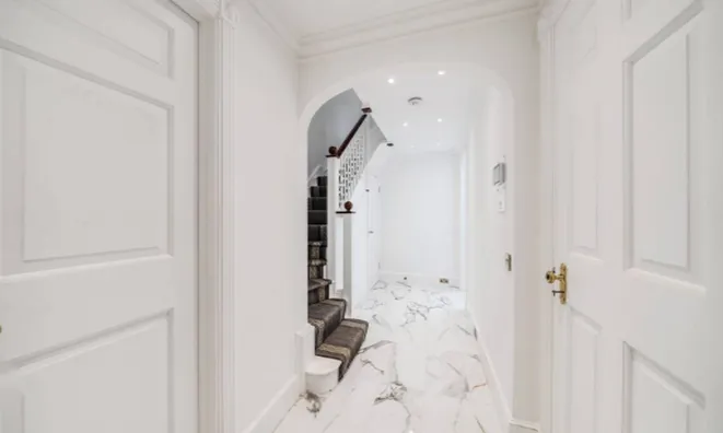 Недвижимость Charles II Place, Chelsea: 4