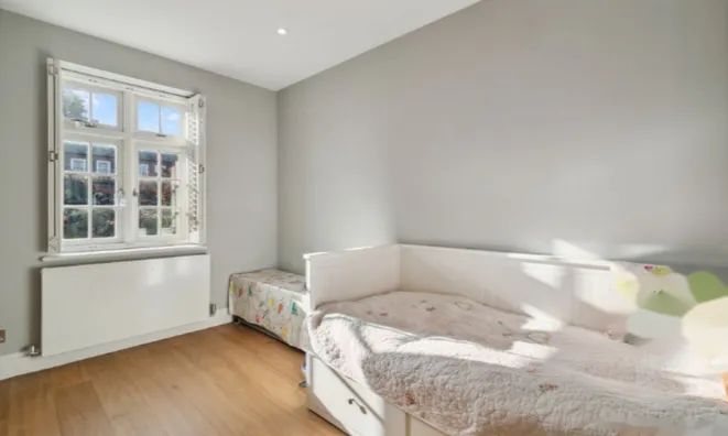 Недвижимость Dovehouse Street: 8