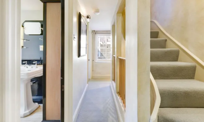 Недвижимость Upper Cheyne Row: 2