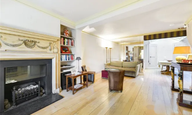 Недвижимость Upper Cheyne Row: 18