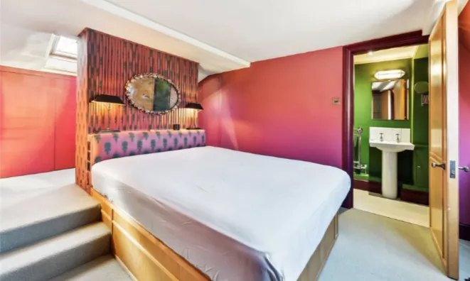 Недвижимость Upper Cheyne Row: 21