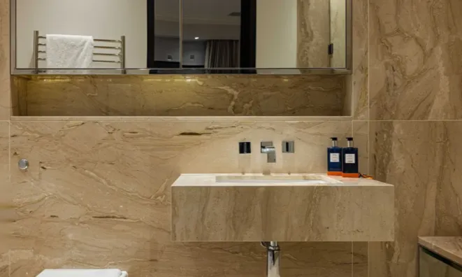 Недвижимость Basil Street: 7