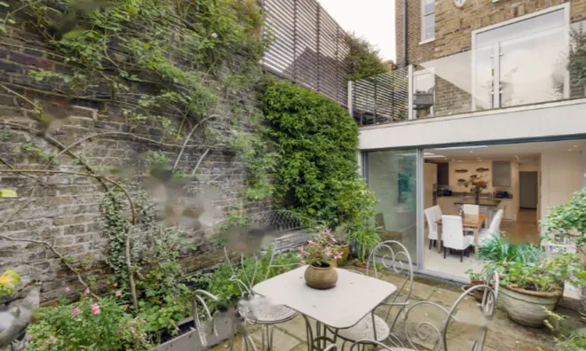 Недвижимость Lamont Road: 5