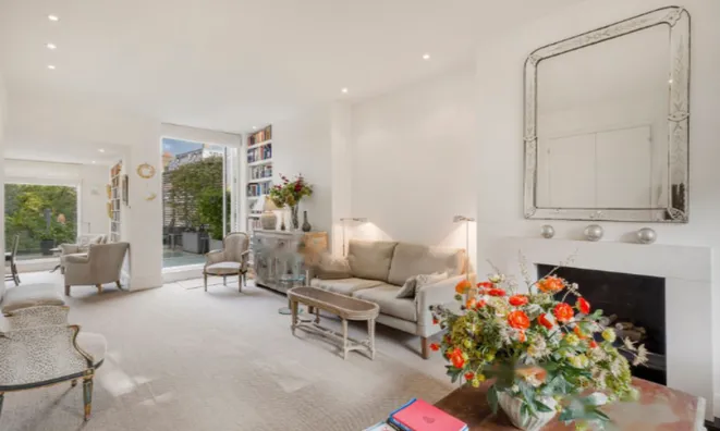 Недвижимость Lamont Road: 10