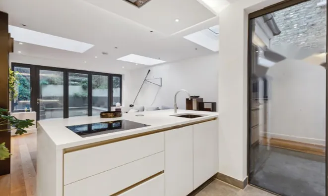 Недвижимость A, 148 Finborough Road: 3