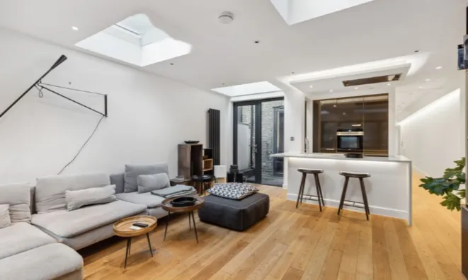 Недвижимость A, 148 Finborough Road: 4