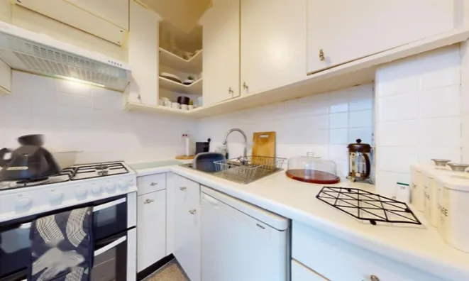 Недвижимость Finborough Road: 13