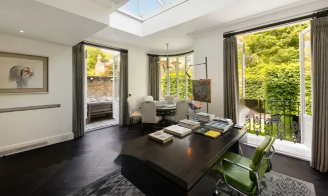 Недвижимость Tregunter Road: 12