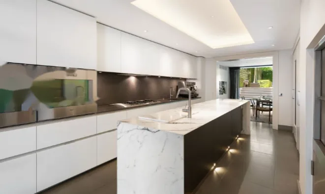 Недвижимость Tregunter Road: 15