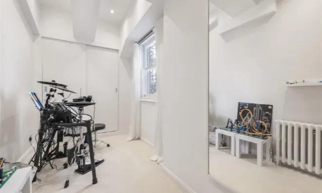 Недвижимость 8 Redcliffe Square: 15