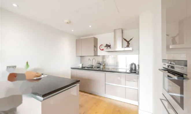 Недвижимость Hepworth Court, 30 Gatliff Road: 10