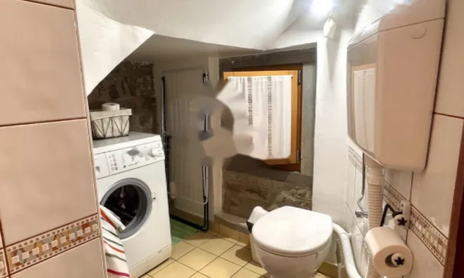 Недвижимость Однокомнатная квартира Центр: 4